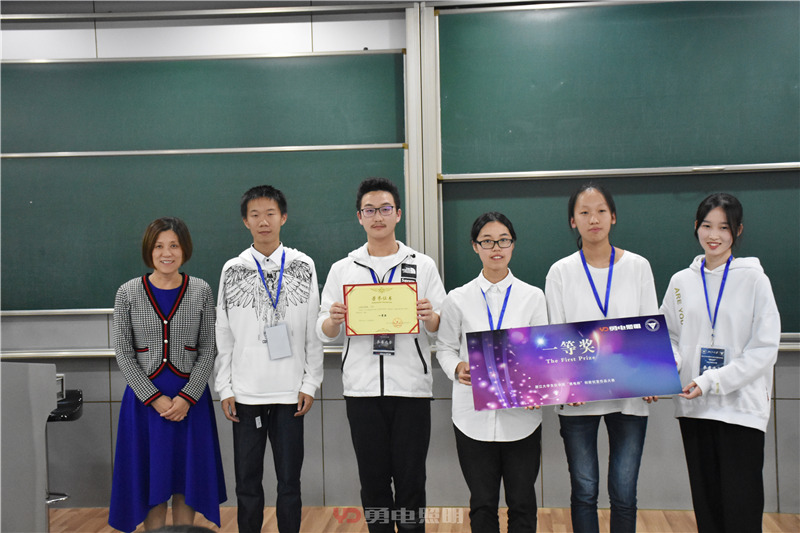 1571975582805425.jpg 02.jpg